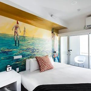 *** Hotel Majestic Minima Australia